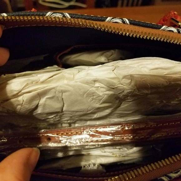 Dooney & Bourke MLB Tampa Bay Ray's Logo Satchel - Picture 3 of 3